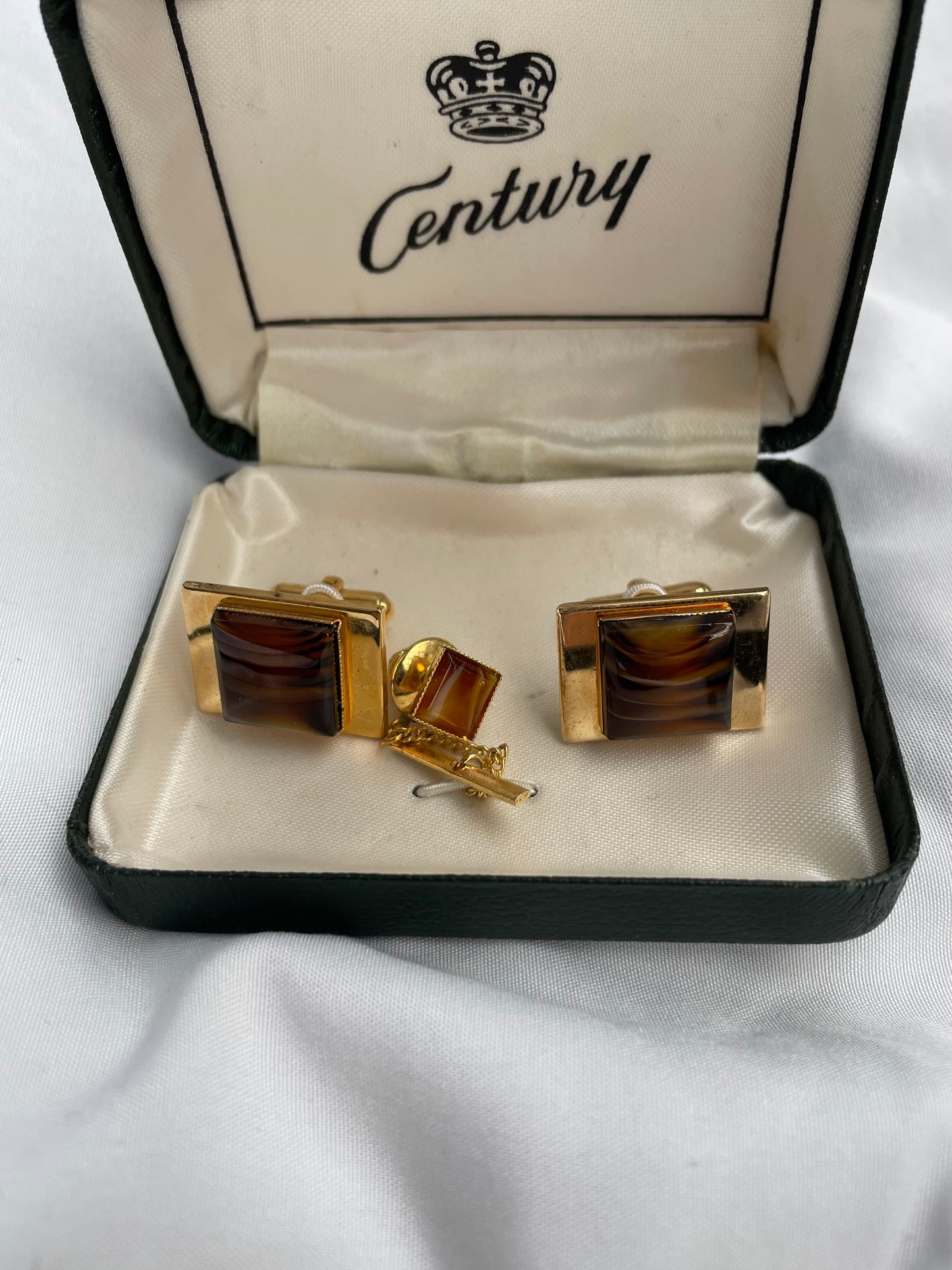 Gold Tone Toggle Back Cufflinks and Tie Pin with Case