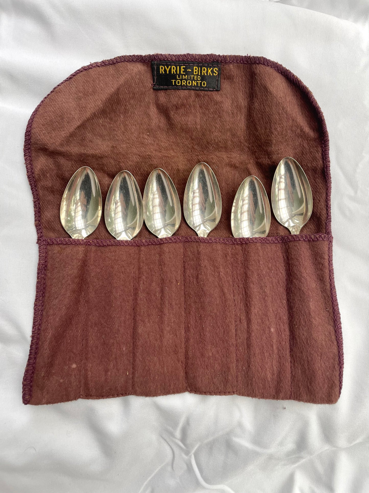 6 Rogers Silver Plate 1916 “Hampden" Demitasse Spoons