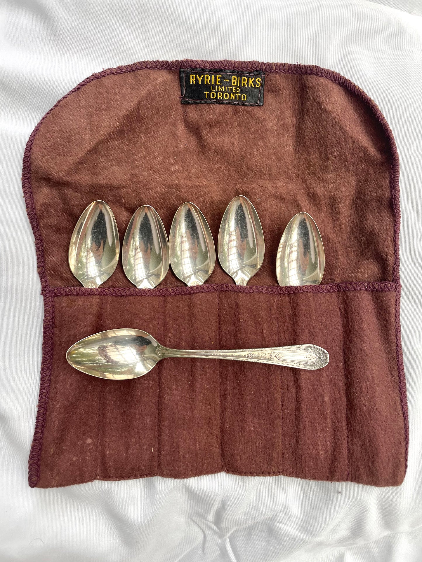 6 Rogers Silver Plate 1916 “Hampden" Demitasse Spoons